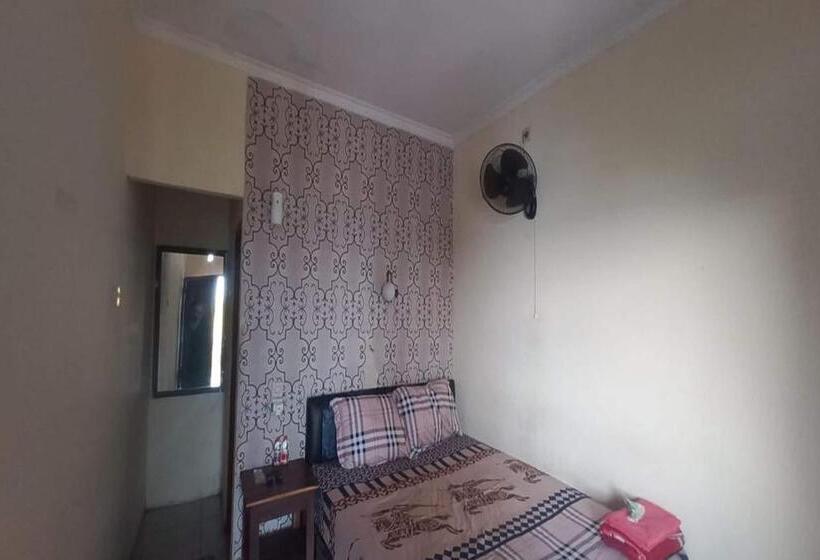 이코노미 룸, Spot On 93324 Hadi Homestay Syariah