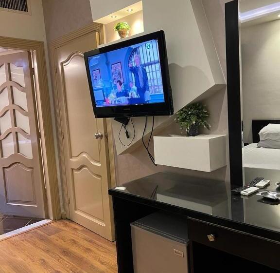 سوئیت با تخت بزرگ, Cairo Plaza Guest House
