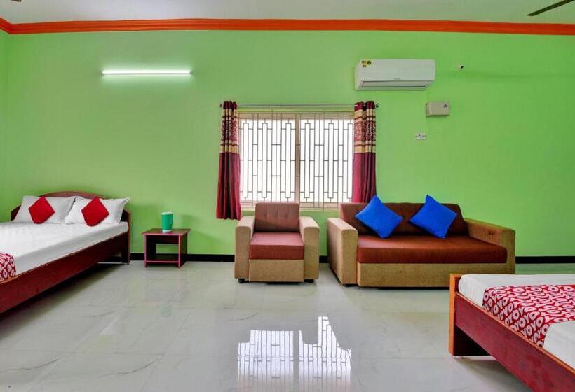 Трехместный Номер Классика, Oyo Flagship Eks Lodge