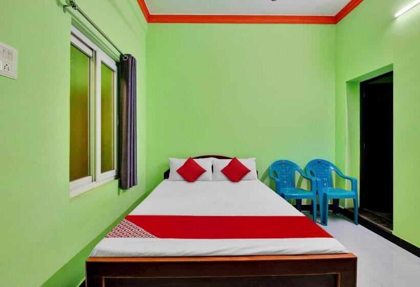 Трехместный Номер Классика, Oyo Flagship Eks Lodge