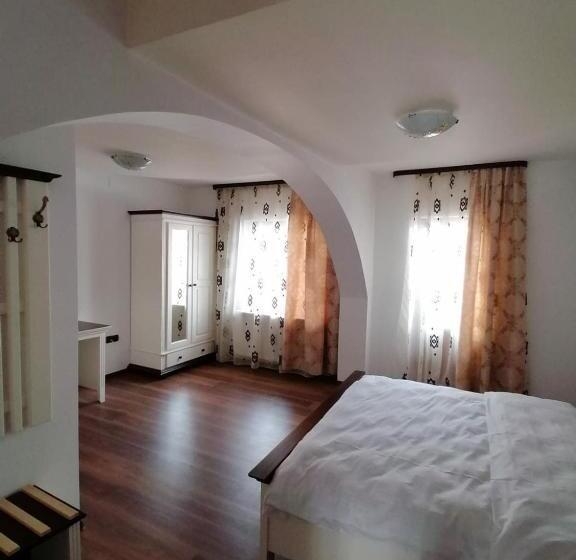 Номер Стандарт с Балконом, Casa Poenaru