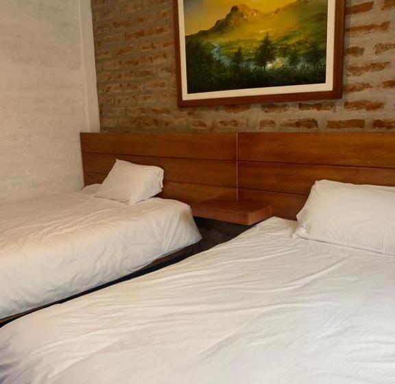 스탠다드 룸, Mercedes Restaurant B&b