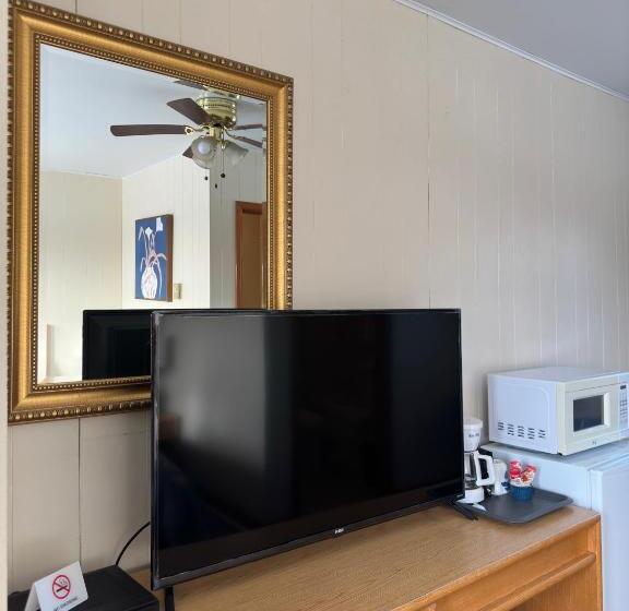 غرفة ديلوكس, Town And Country Motel