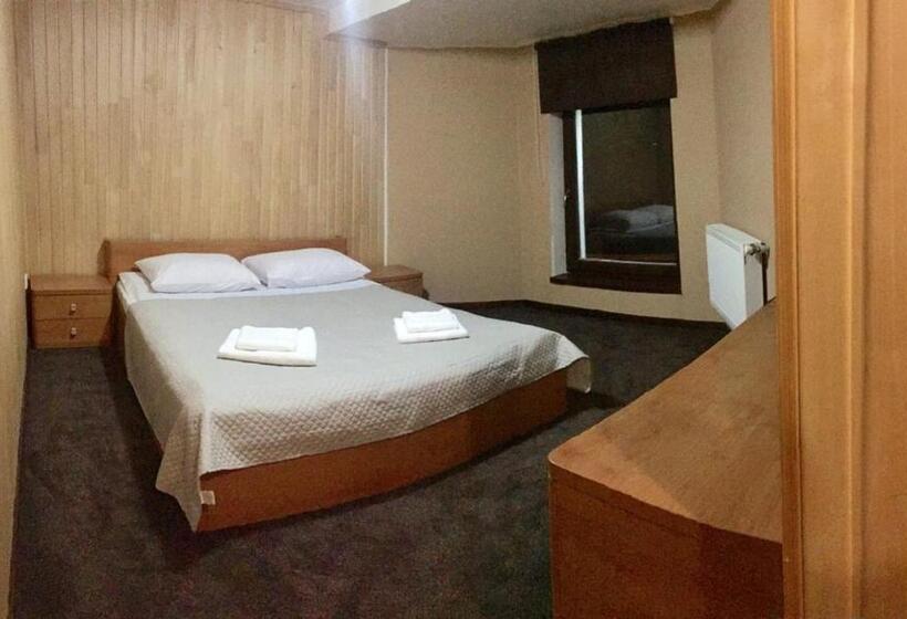 Номер Стандарт, Tranzyt