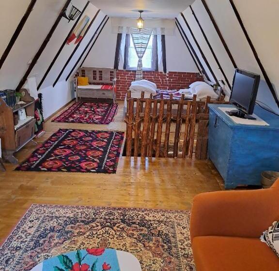 Family Suite, Complex Tradițional Casa Din Vale