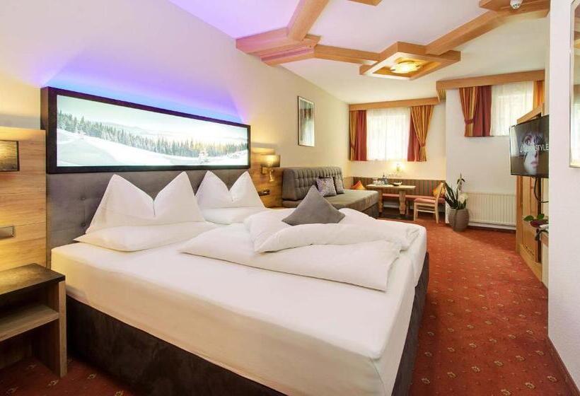 Трехместный Номер Deluxe, Alpinstyle Hotel Ischgl