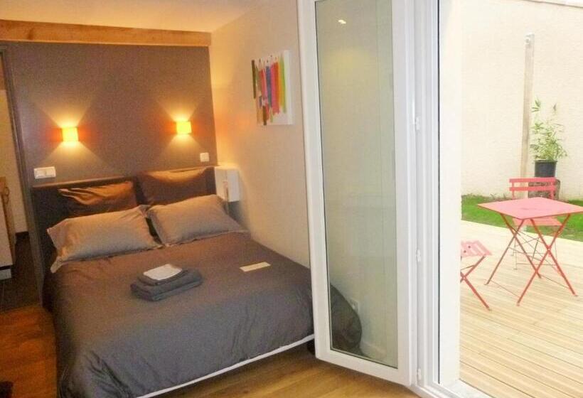 Номер Стандарт с Террасой, Chambre D Hôtes Mirabel