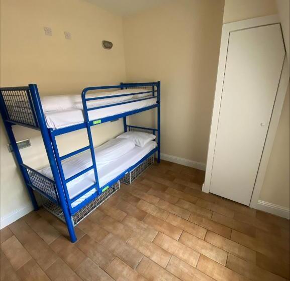 스탠다드 룸, Gogartys Temple Bar Hostel