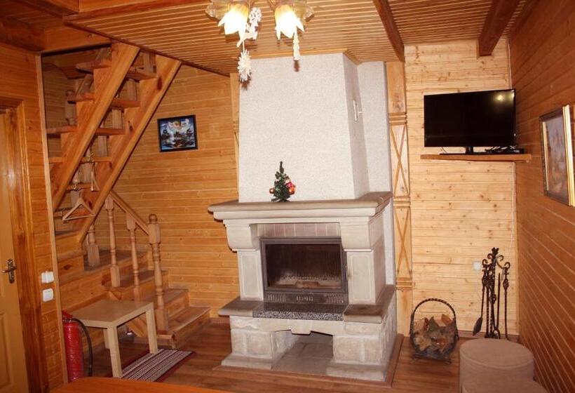 Casa 1 Quarto, Dolyna Gir