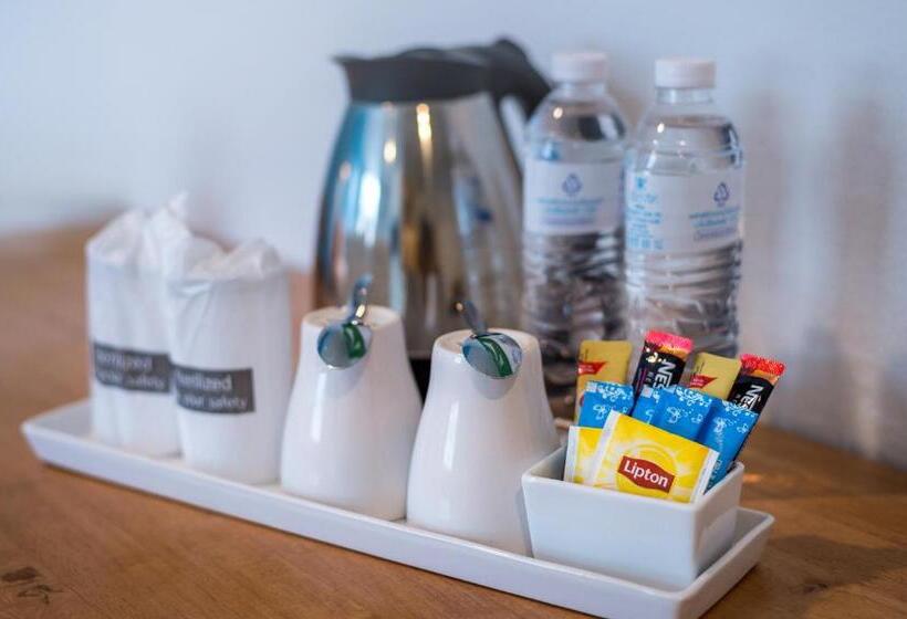 패밀리 룸, Tiya House Rooms & Cafe