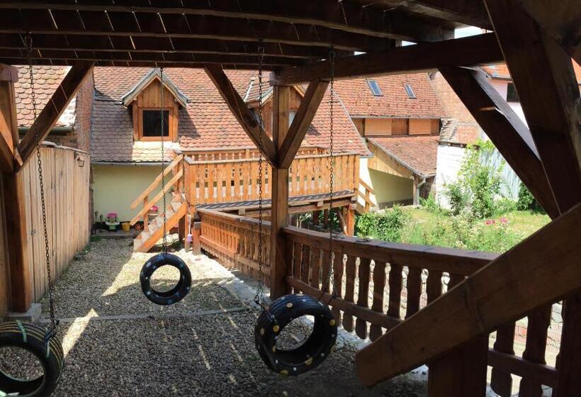 خانه 1 خوابه, Casa Bunicilor