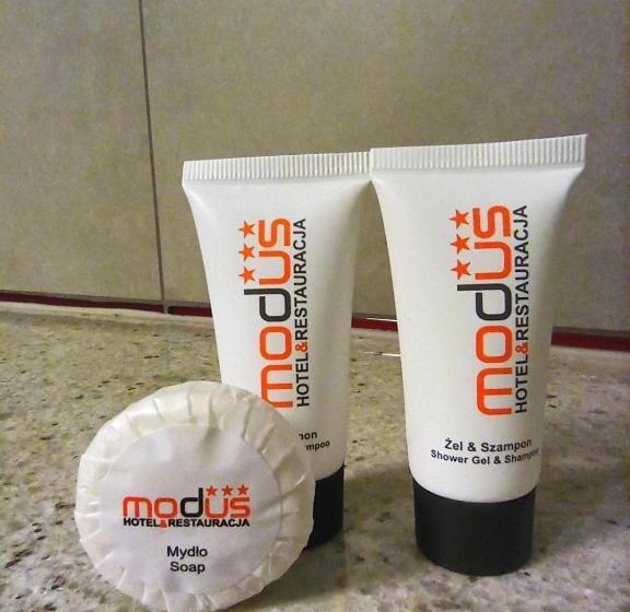 غرفة كومفورت ثلاثية, Modus
