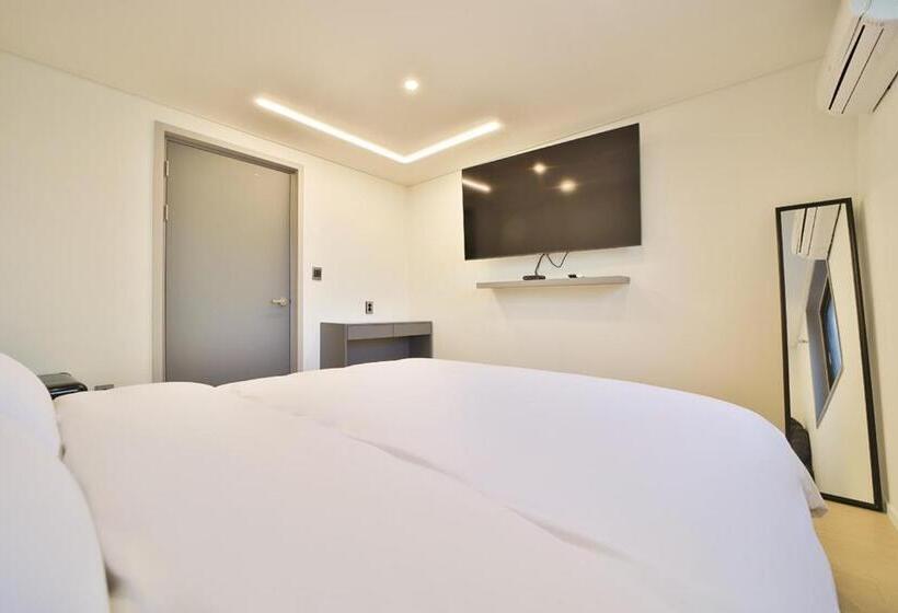 سوییت سوپریور, Green B Hotel Busan Seomyeon