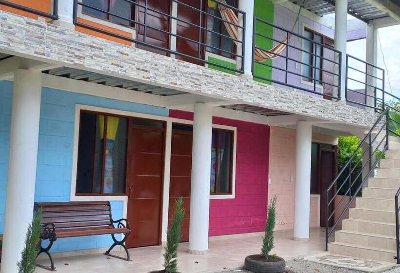 스탠다드 룸, Hostal La Casa Rosada