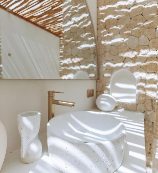 Deluxe Suite King Bed, Belajar Bali Boutique Hotel And Retreat