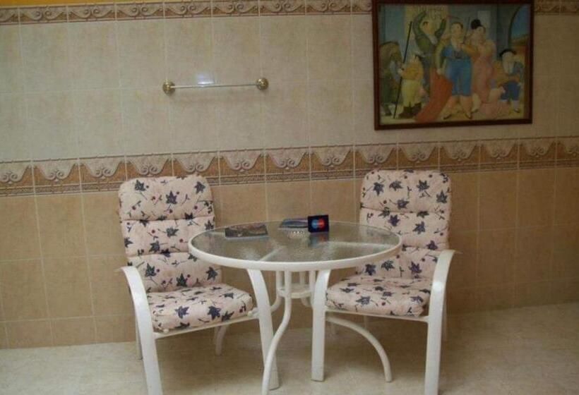 Люкс Повышенной Комфортности, Aparta Hotel Plenitud