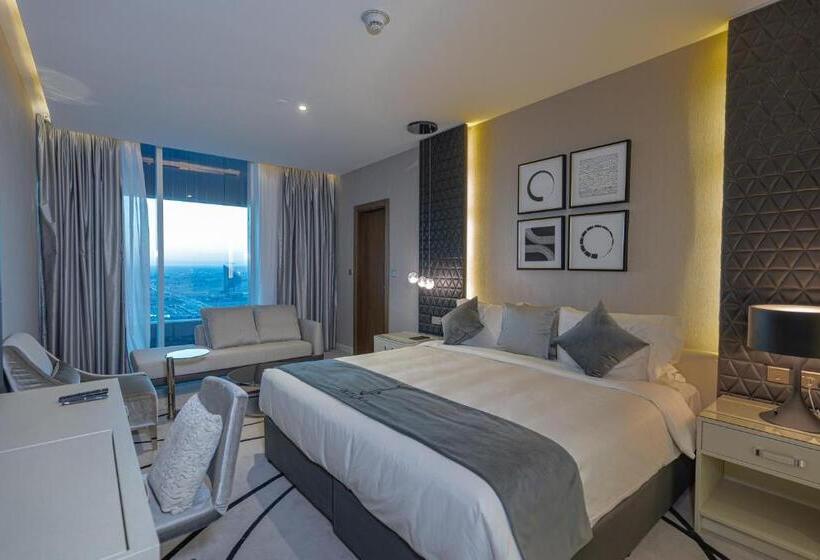 Полулюкс, Damac Towers Riyadh