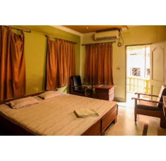 اتاق لوکس, Roxy Inn,cuttack
