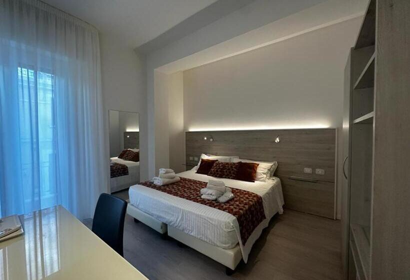 Quarto Deluxe, My Home