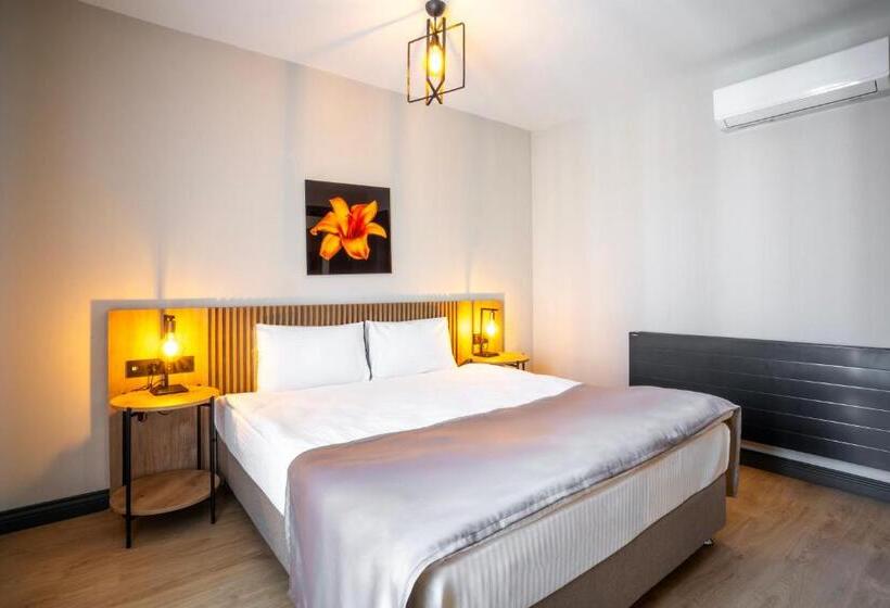 Трехместный Номер Deluxe, Leli̇ko Suites