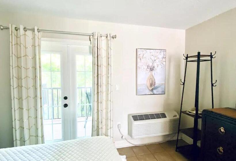 침실 1개 주택, Condo In Waterfront Resort With Balcony Close To Beaches Free Bikes