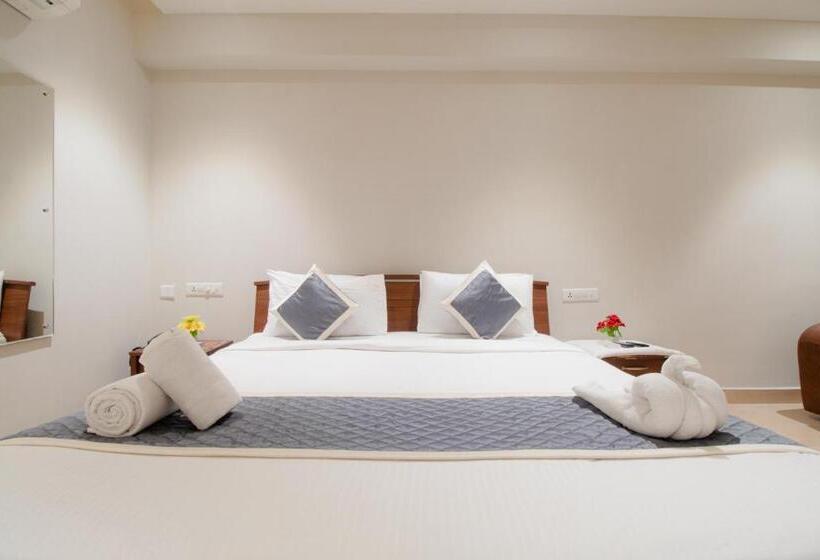 Стандартный Номер Кровать Кинг, Beestay Hotels Mg Road Vijayawada