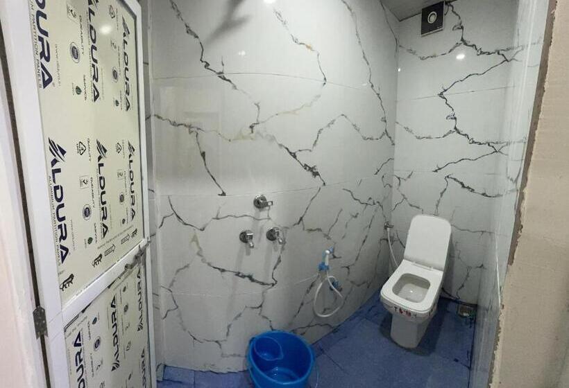 اتاق استاندارد, Winter Hotel At Ujjain