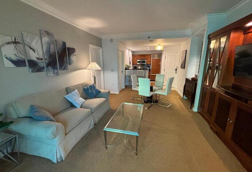 Suite com Varanda, Panorama Vista Suite  1br 2ba, Full Kitchen, Strip View, Balcony, Corner Unit