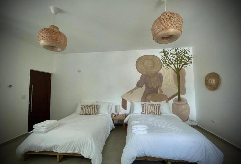 اتاق کلاسیک چهارنفره, 1 Corcega Beachfront Suites
