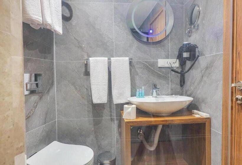 디럭스 패밀리 룸, Silver Inn Hotel & Spa