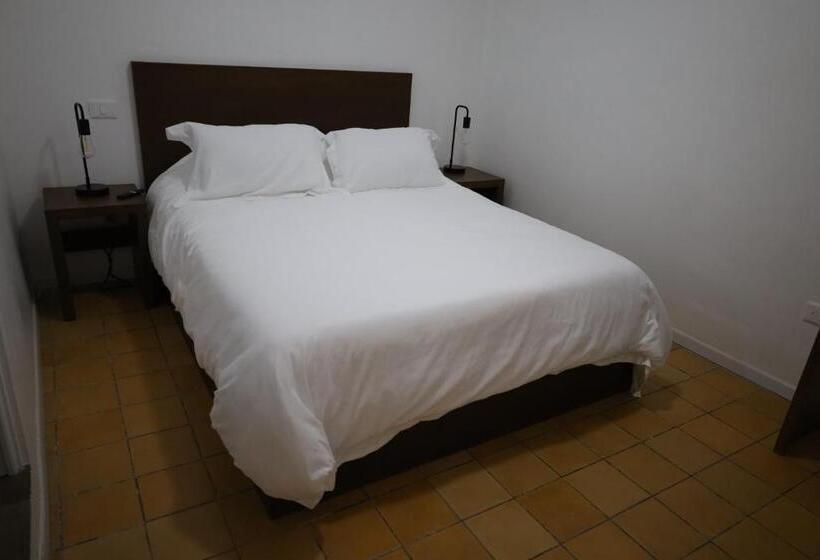 Standard-huone, Mado