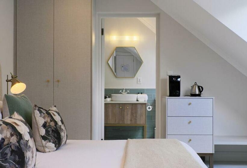 Номер Стандарт, Chapter House Boutique Hotel By The Living Journey Collection