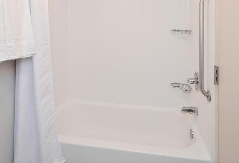 Номер Стандарт, Courtyard By Marriott Columbus Grove City