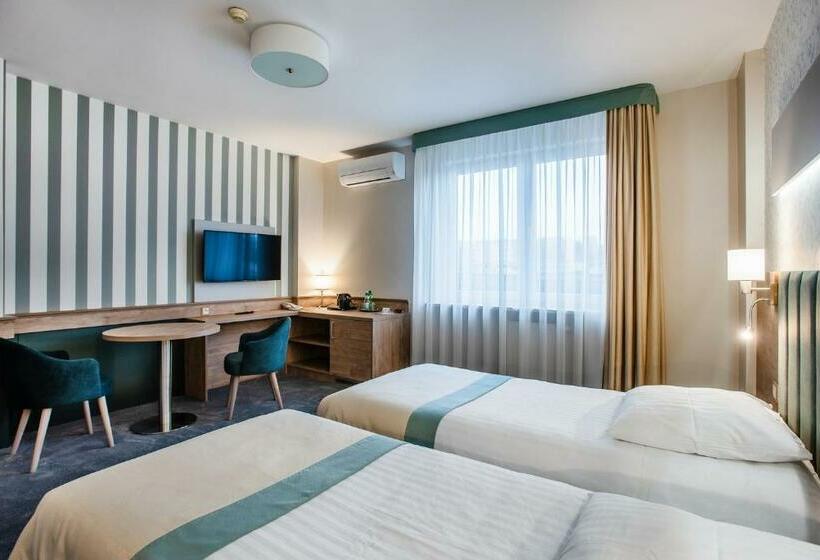 Номер Deluxe, La Mar