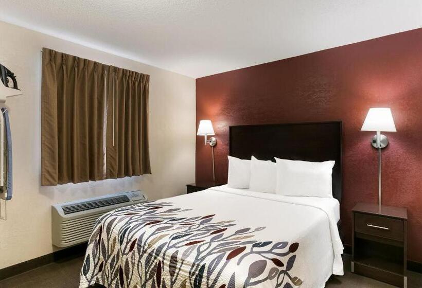 带特大床的豪华房间, Red Roof Inn Hershey