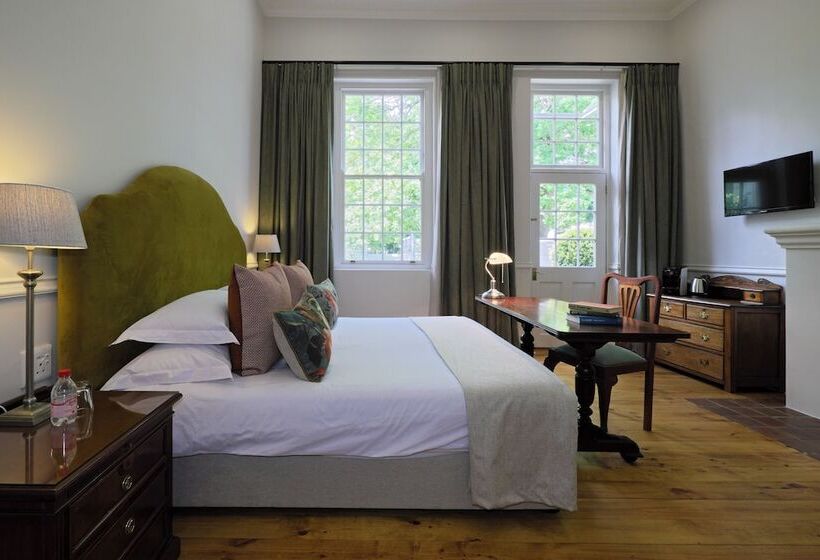 جناح سوبيريور, Chapter House Boutique Hotel By The Living Journey Collection