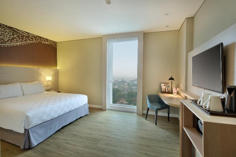 디럭스 룸, Swissbelinn Saripetojo Solo