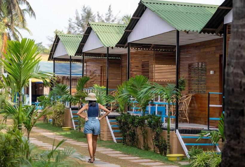 Номер Стандарт Вид на Сад, The Tito S Blue Sky Beach Resort