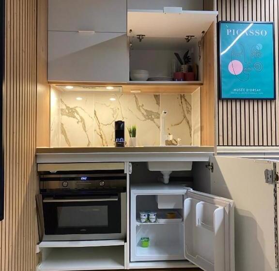 Апартаменты Deluxe 1 Спальня, L Appart Hôtel 23ème Avenue   Spa Privatif   Love Room   Appartements à Thèmes