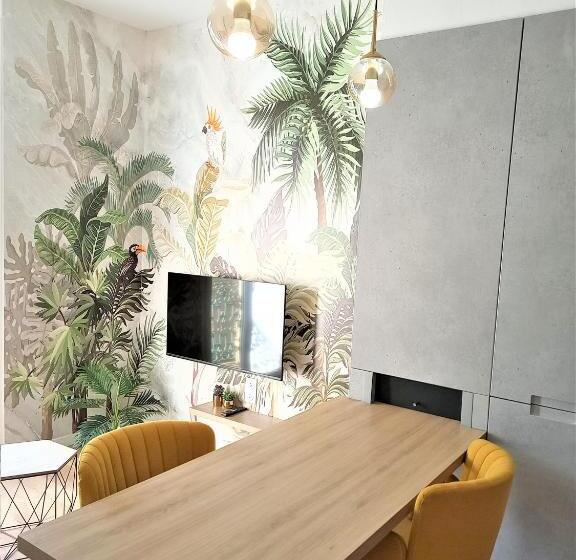 Апартаменты 1 Спальня с Балконом, L Appart Hôtel 23ème Avenue   Spa Privatif   Love Room   Appartements à Thèmes