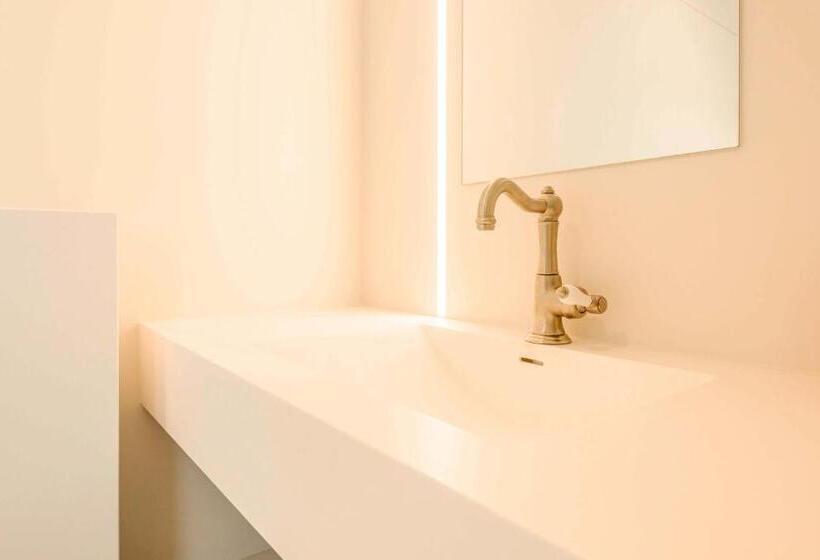 اتاق لوکس, B&b Logie Jolie