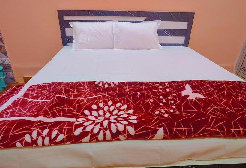 Номер Deluxe, Ayodhya Residency 5 Min Walking From Ram Janmabhoomi