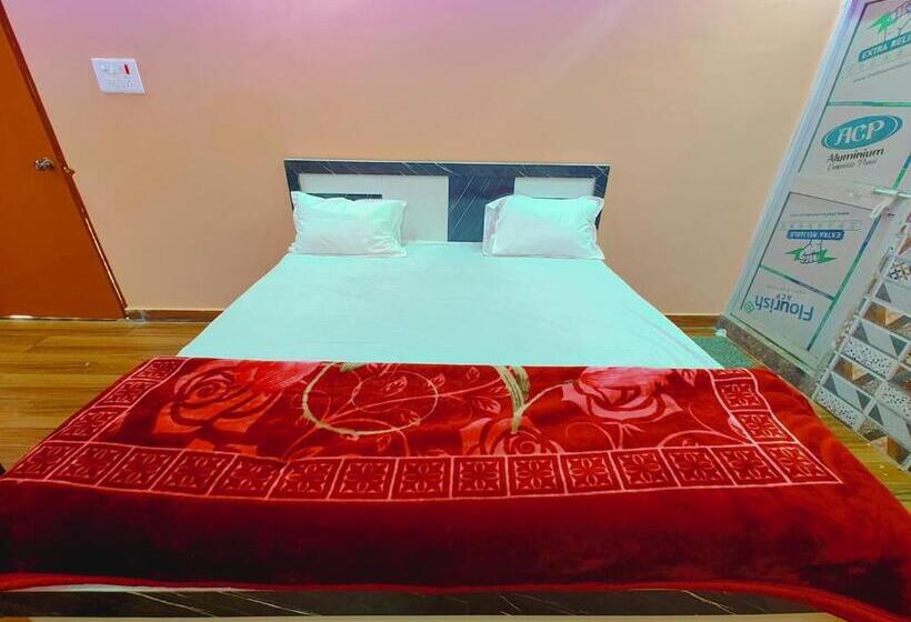 Номер Deluxe, Ayodhya Residency 5 Min Walking From Ram Janmabhoomi