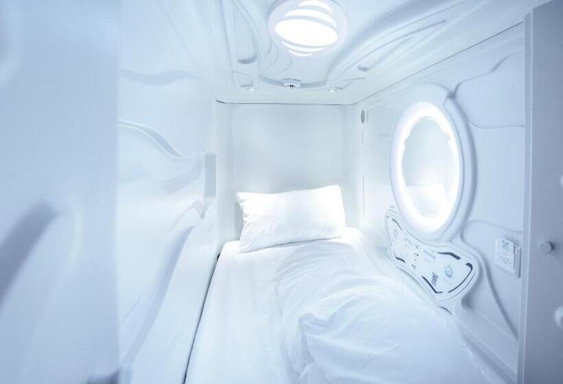 Номер Deluxe Одноместный, Japanese Style Pod Hotel   Naptapgo   1m Ec Metro, Wifi, Lounge, Cafe