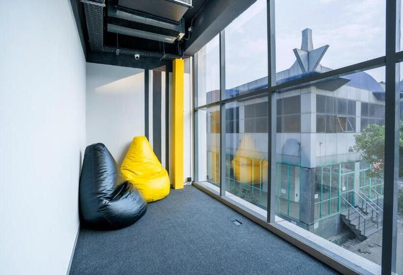 Номер Deluxe, Japanese Style Pod Hotel   Naptapgo   1m Ec Metro, Wifi, Lounge, Cafe