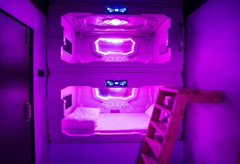 Номер Стандарт, Japanese Style Pod Hotel   Naptapgo   1m Ec Metro, Wifi, Lounge, Cafe