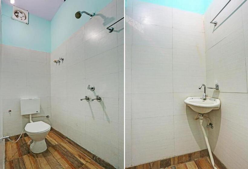 Трехместный Номер Классика, Oyo Hotel The Paradise Inn