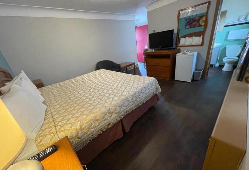 Quarto Estandar Cama King, Queen S Motel