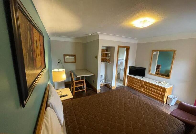 Quarto Superior, Queen S Motel