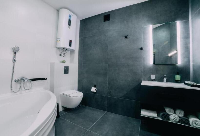 스탠다드 트리플 룸, Rado Hotel Spa